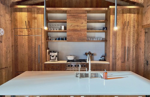 Woods Bay Casa | Camp Milson - Flathead Lake 10 BD Retreat w Private Lake Access, 8 acres