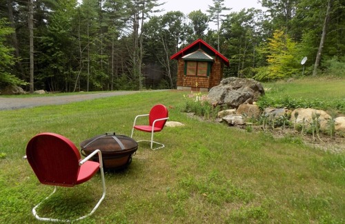 North Creek Cabina | Camp RiverWood on the Hudson River