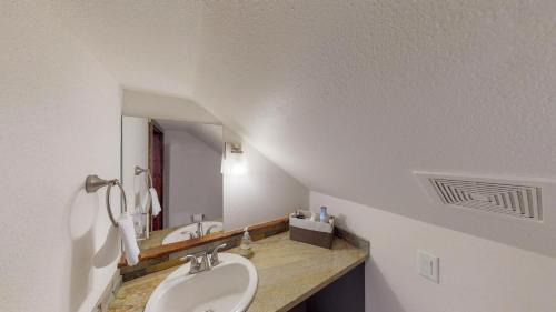 McCall Casa | Camp Road Cottage