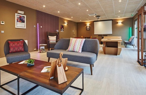 Dijon Hotel | Campanile Dijon Nord - Toison D'or