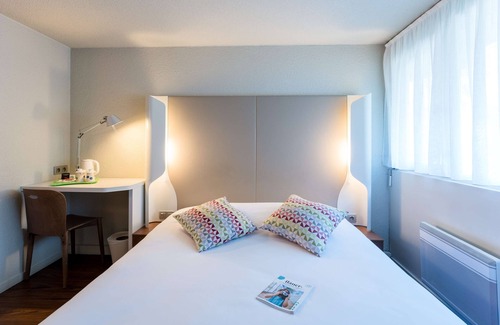 Saint-Etienne-du-Rouvray Hotel | Campanile Rouen Sud - Zénith - Parc Expo