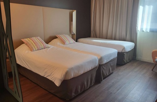 Aubagne Hotel | CAMPANILE MARSEILLE EST - Aubagne
