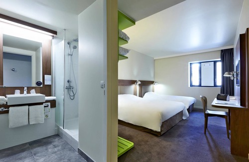 Saint Nicolas - Charles III - Ville vieille - Trois Maisons - Leopold Hotel | Campanile Nancy Centre - Gare