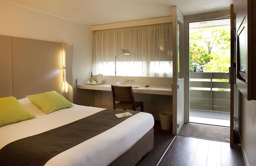 Saint-Germain-en-Laye Hotel | Campanile St Germain En Laye