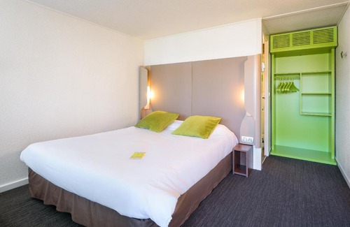 Sept Deniers - Ginestous Hotel | Campanile Toulouse Sesquieres