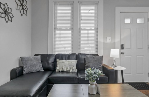 West Columbus Casa | Campbell's Buttercup Shotgun