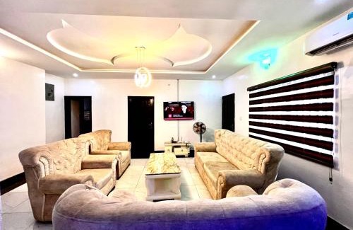 Oshodi-Isolo Apartamento | CampDavid Luxury Apartments Ajao Estate Airport Road Lagos 0 8 1 4 0 0 1 3 1 2 5