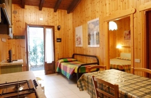 Montecreto Alquiler De RV | Campeggio Parco dei Castagni srl