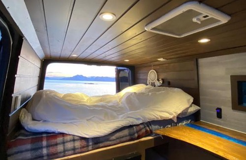 Leknes Otro | Campervan in the Lofoten Islands