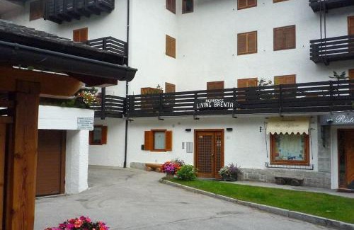 Palu Apartamento | campiglio; dedica a te la calda mansarda di pia