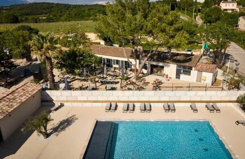 Malemort-du-Comtat Otro | Camping 3 étoiles - Piscine - efaeh0