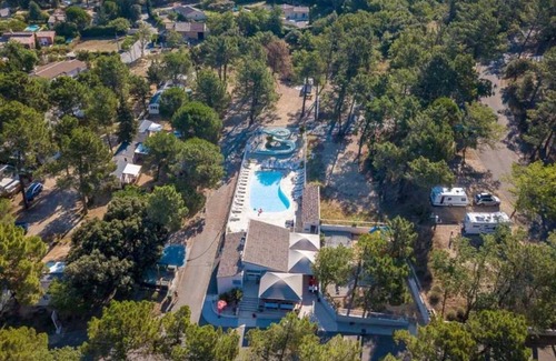 Mondragon Casa | Camping 3 étoiles - Piscine - eebeag