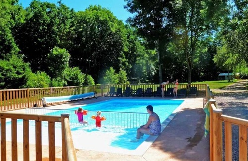 Corcieux Casa | Camping 3 étoiles - Piscine - ccbahac