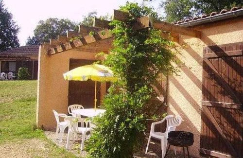 Puy-l'Eveque Otro | Camping 3 étoiles - Piscine - ccbahd0
