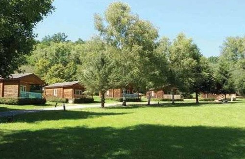 Correze Casa | Camping 3 étoiles - Piscine - eehihg