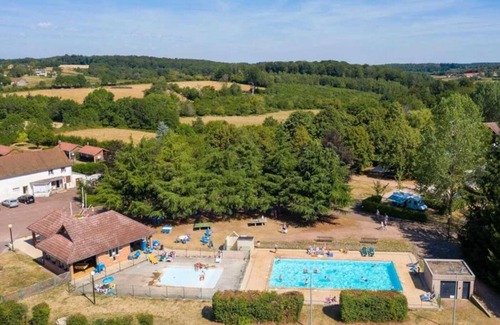 Saulieu Casa | Camping 3 étoiles - Piscine - eeiiei