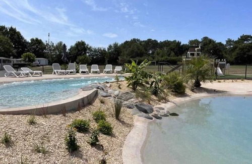 Vensac Casa | Camping 3 étoiles - Piscine - efc0a0