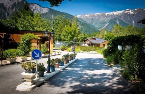Le Bourg-d'Oisans Casa | Camping 5 étoiles - Piscine - eeceff