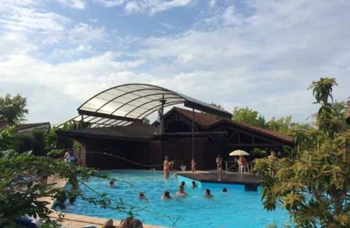 Mezos Casa | Camping 5 étoiles - Piscine - eechff