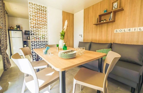 Landudec Casa | Camping 5* | Mobil-home TV Plancha 6p | Piscine