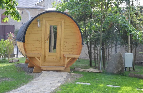 Krostitz Alquiler De RV | Camping Barrel Bunge 1 with Shared Garden and Wi-Fi