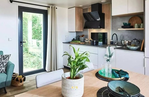 Crecy-la-Chapelle Casa | Vrbo Property