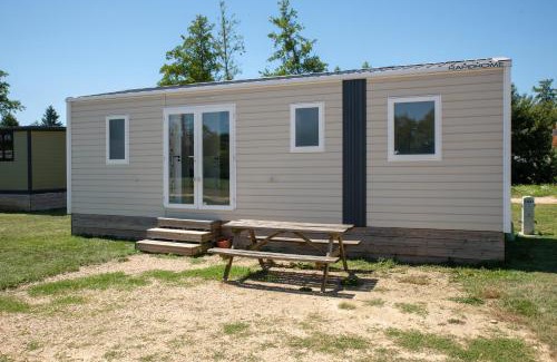 Saint-Etienne-du-Bois Otro | Camping du Sevron