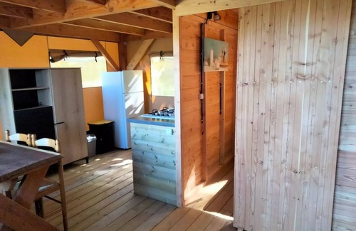 Devillac Casa | Camping Fontaine Du Roc*** - Lodge Tent 3 Rooms 4 People Without sanitary facilities