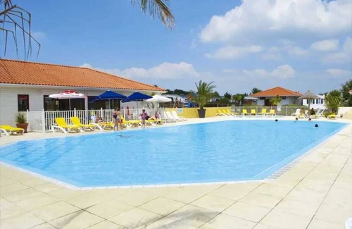 Tharon-Plage Casa | Camping - Parc aquatique - ccbafhh