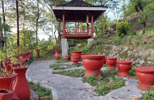 Bantul Alquiler De RV | Camping Ground Gunung Mijil Hils