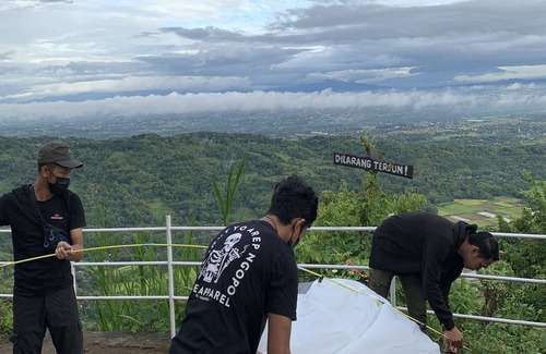 Srimulyo Cama Y Desayuno | Camping Ground Watu Amben