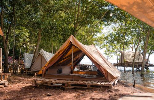 Vinh Cuu Otro | Camping Hồ Trị An - Meeto