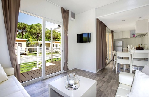 Le Rocchette Alquiler De RV | Camping Village Baia Azzurra