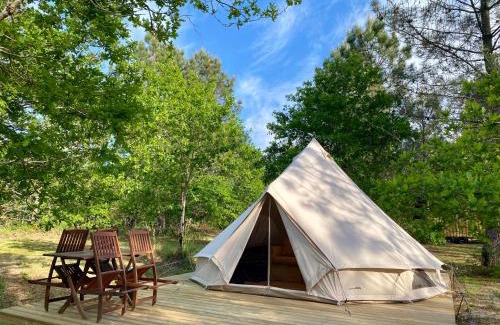 Carcans Otro | Camping la Kahute - Tente tipi au coeur de la fôret