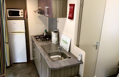 Roquebrune-sur-Argens Alquiler De RV | Camping Lei Suves- Greenchalets