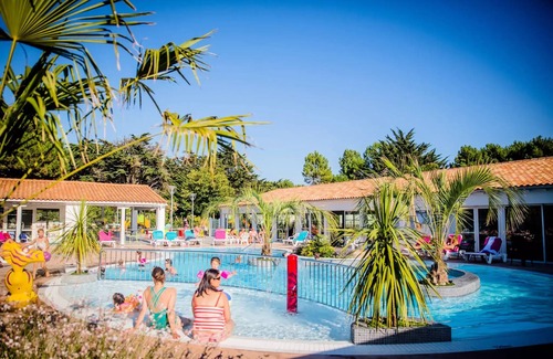 Le Bois-Plage-en-Re Casa | Camping LES VARENNES **** - Mobil-home PLUS 3 chambres 6 personnes