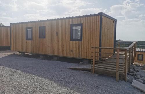 Calvisson Otro | Camping les lodges du lagon