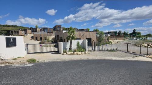 Calvisson Otro | Camping les lodges du lagon