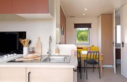 Vitrolles Alquiler De RV | Camping Marina Plage