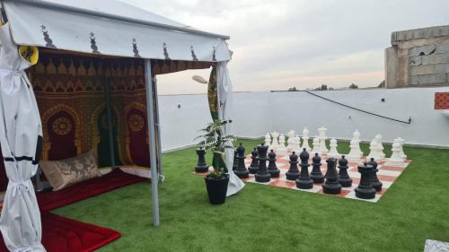 Deroua Otro | Camping on the rooftop close to Casablanca Airport