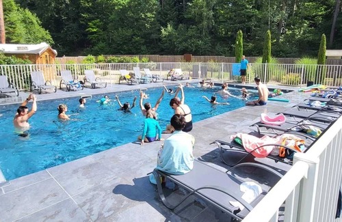 Aydat Casa | Camping - Piscine - ccbaig0