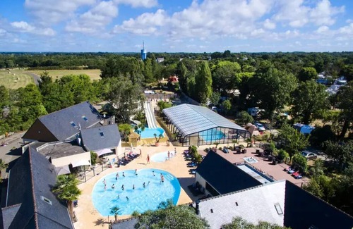 Tregunc Casa | Camping Pommeraie de l'Océan**** - Comfort XL mobile home 3 rooms 4 people TV