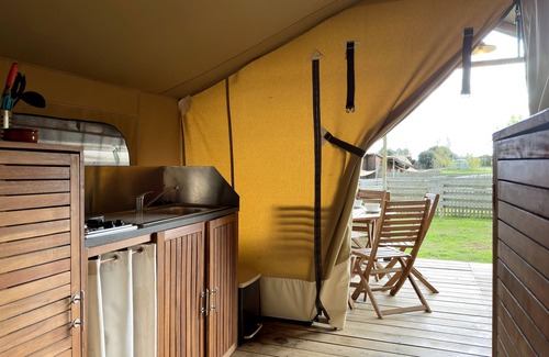 Ultramort Alquiler De RV | Camping Rural Montori