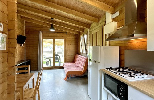 Ultramort Alquiler De RV | Camping Rural Montori