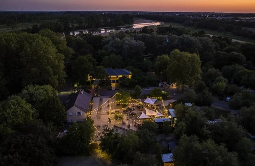 Les Ponts-de-Ce Alquiler De RV | Camping Slow Village Loire Vallée* - Lodge Tent 4 people Without Sanitary facilities