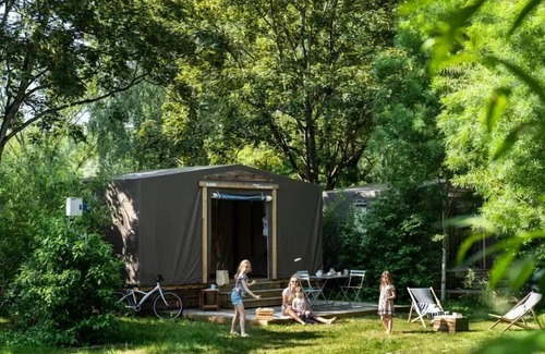 Les Ponts-de-Ce Alquiler De RV | Camping Slow Village Loire Vallée* - Lodge Tent 4 people Without Sanitary facilities