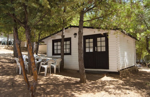 Iznajar Alquiler De RV | Camping ValdeArenas