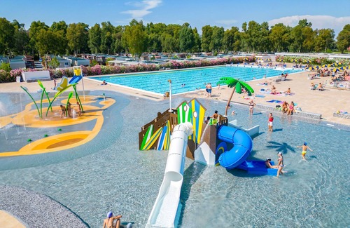 Zona XXXIV Casal Palocco Casa | Camping Village Roma Capitol by Interhome