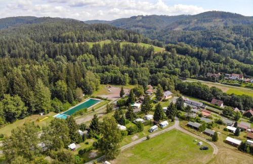 Sankt Kilian Otro | Campingplatz am Waldbad