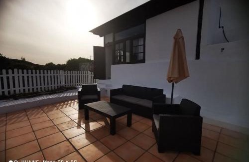 Masdache Casa | Campo y lava